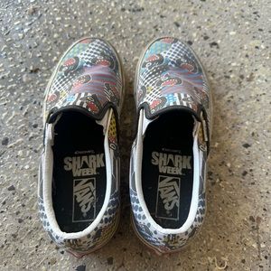 Vans Classic Slip-on "shark week"